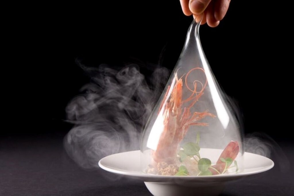 Kitchen trials on molecular gastronomy DIY