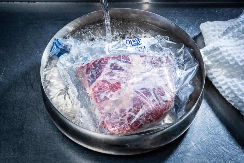 Safe methods for defrosting frozen food