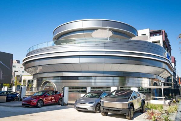 The facade of the new and futuristic restaurant in Hollywood